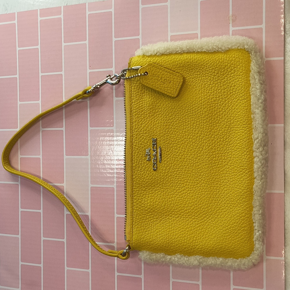 Coach Yellow/Sherpa Trimmed Wristlet, 8" x 5", EUC, Original Hang Tag